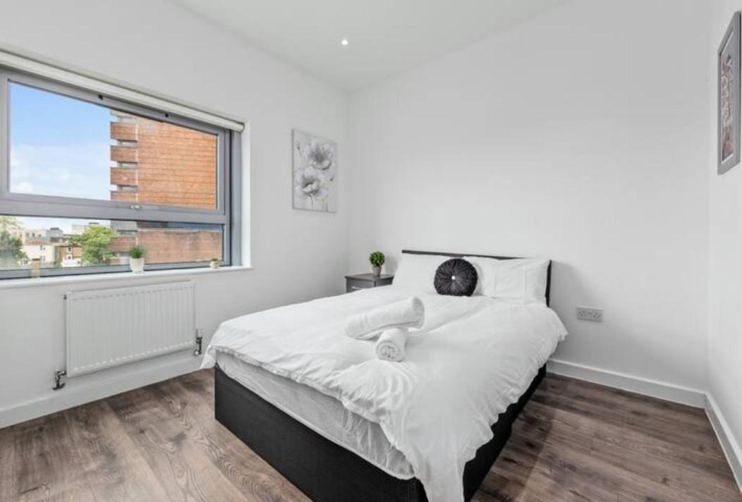 Airy 2Br Flat Delta London Dp332 Apartment Кройдон Екстериор снимка