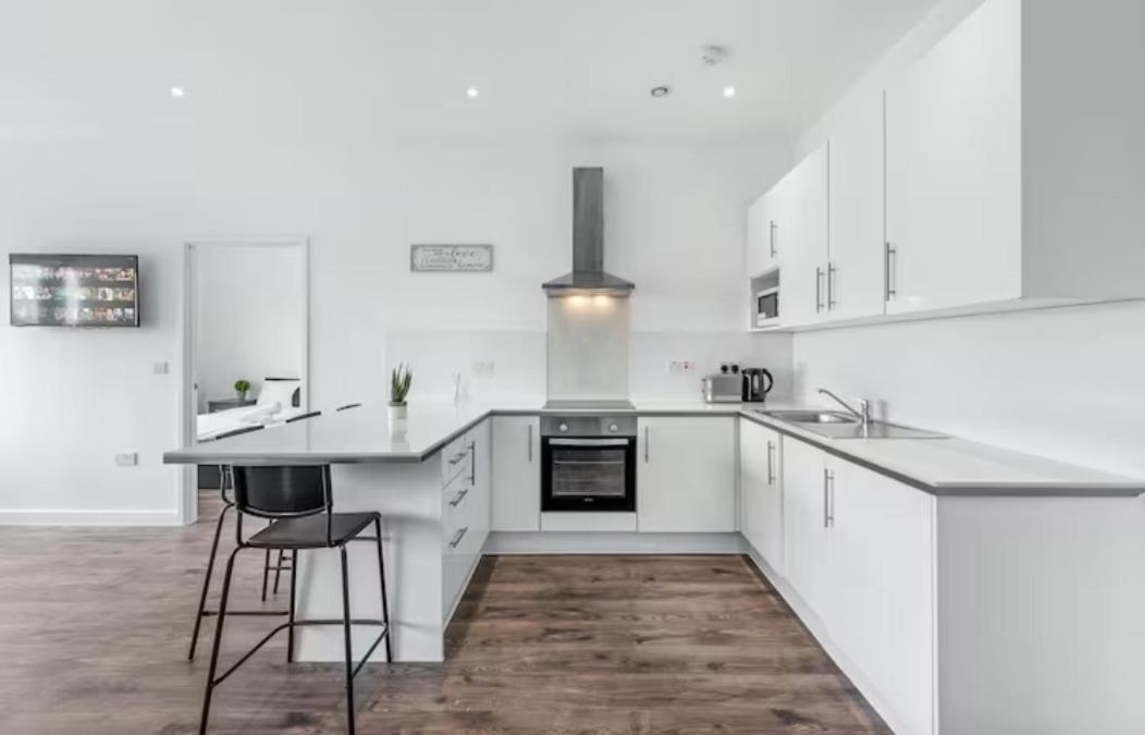 Airy 2Br Flat Delta London Dp332 Apartment Кройдон Екстериор снимка