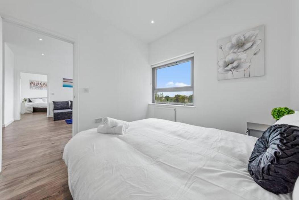 Airy 2Br Flat Delta London Dp332 Apartment Кройдон Екстериор снимка